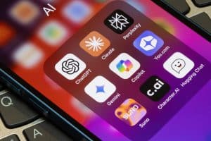 App di intelligenza artificiale (Shutterstock)